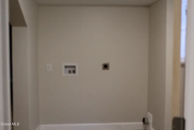 $259,900 | 6 West Sunnyside Way, Troy, NY 12180