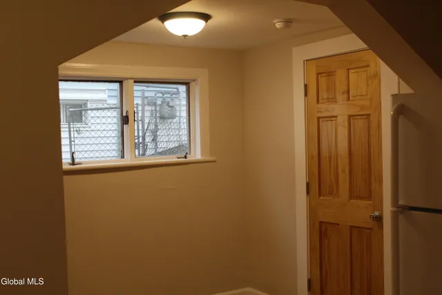 $259,900 | 6 West Sunnyside Way, Troy, NY 12180