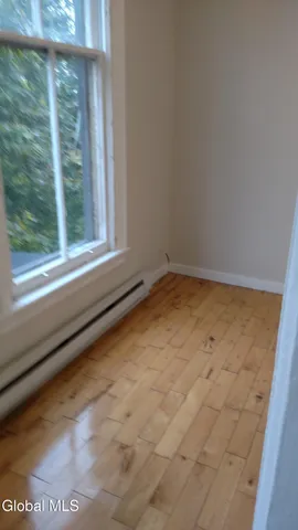 $259,900 | 6 West Sunnyside Way, Troy, NY 12180