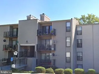 $178,000 | 132 Duvall Lane, Unit 210202, Gaithersburg, MD 20877