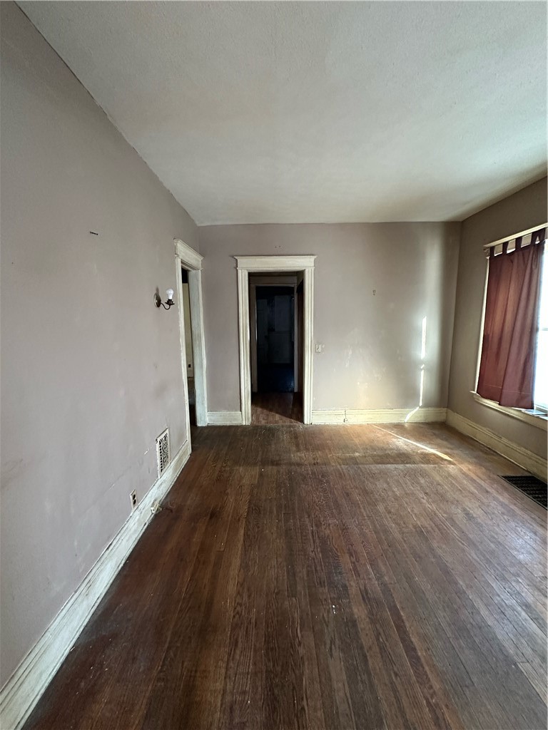 122-124 Shelter Street, Unit 2 Rochester, NY 14611 - Photo 3 of 15