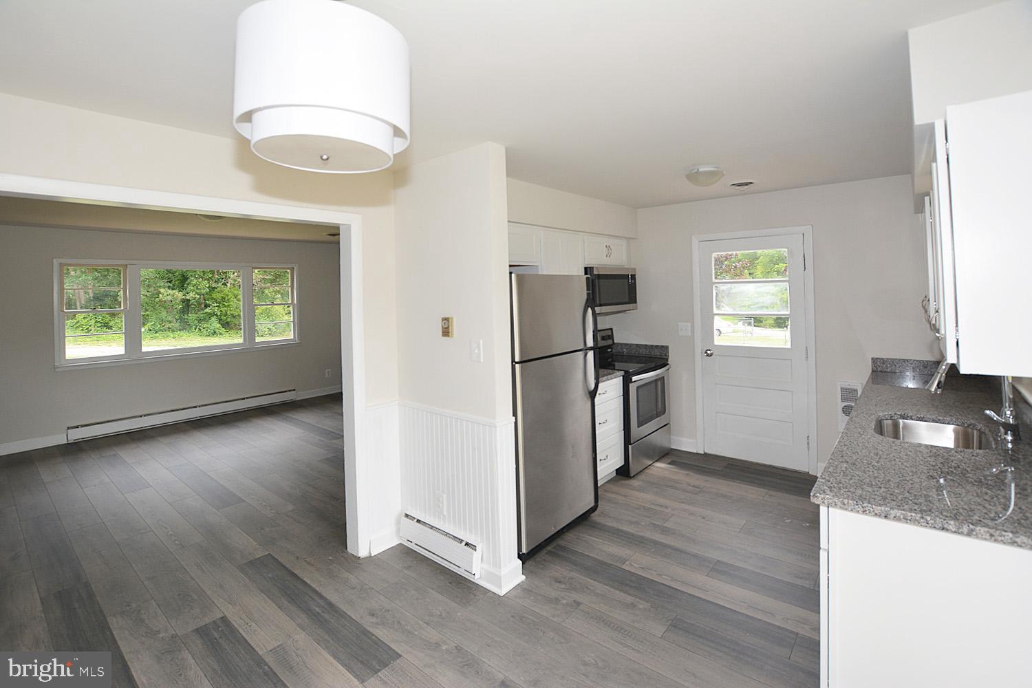 7029 Barbara Road Alexandria, VA 22315 - Photo 5 of 17 Gallery Image 5