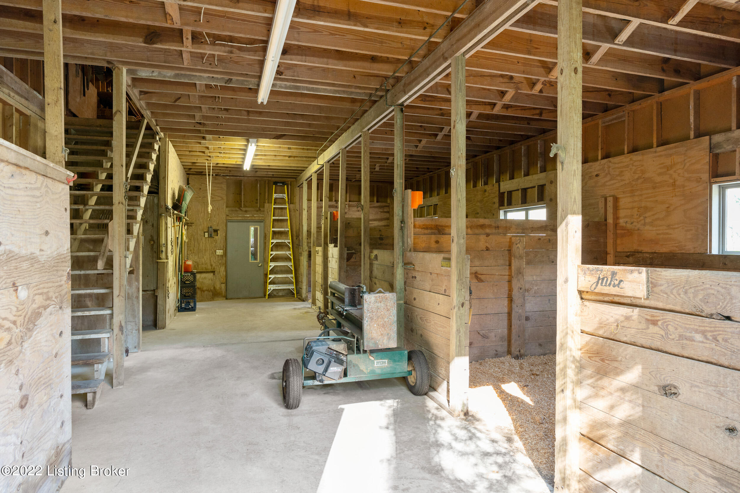3400 Woodside Road Louisville, KY 40222 - Photo 52 of 53 B3400 Woodside Road-35