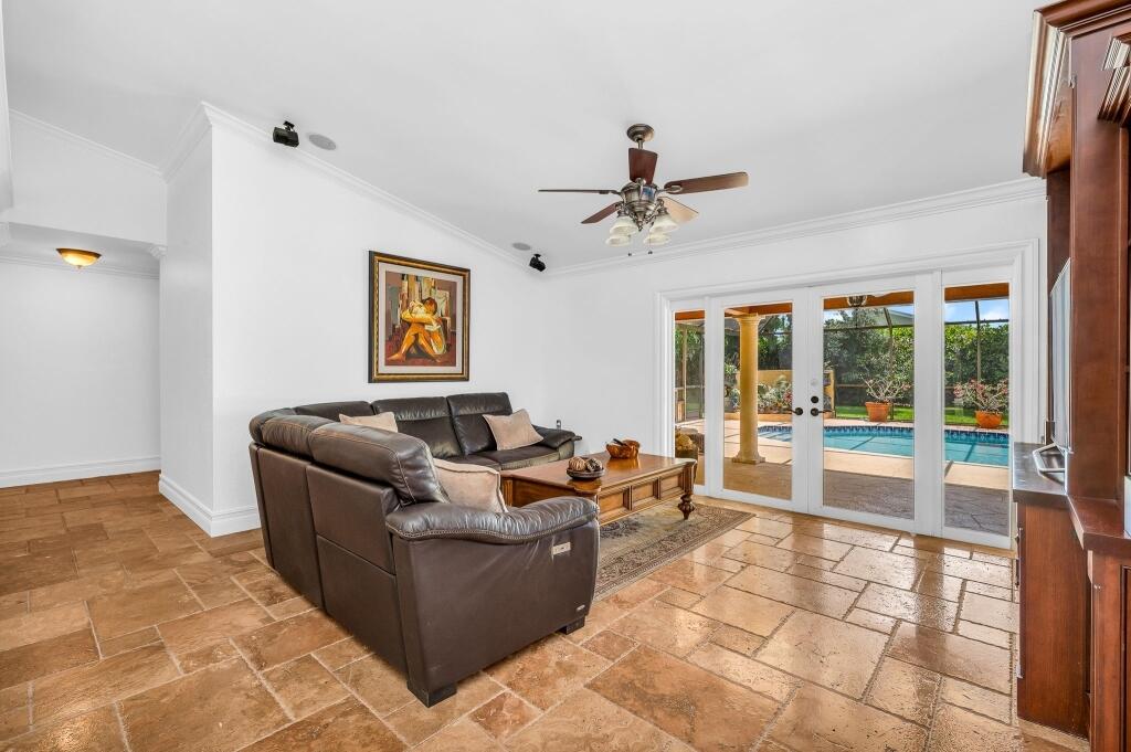 21493 Woodchuck Way Boca Raton, FL 33428 - Photo 15 of 16 15-Family Room