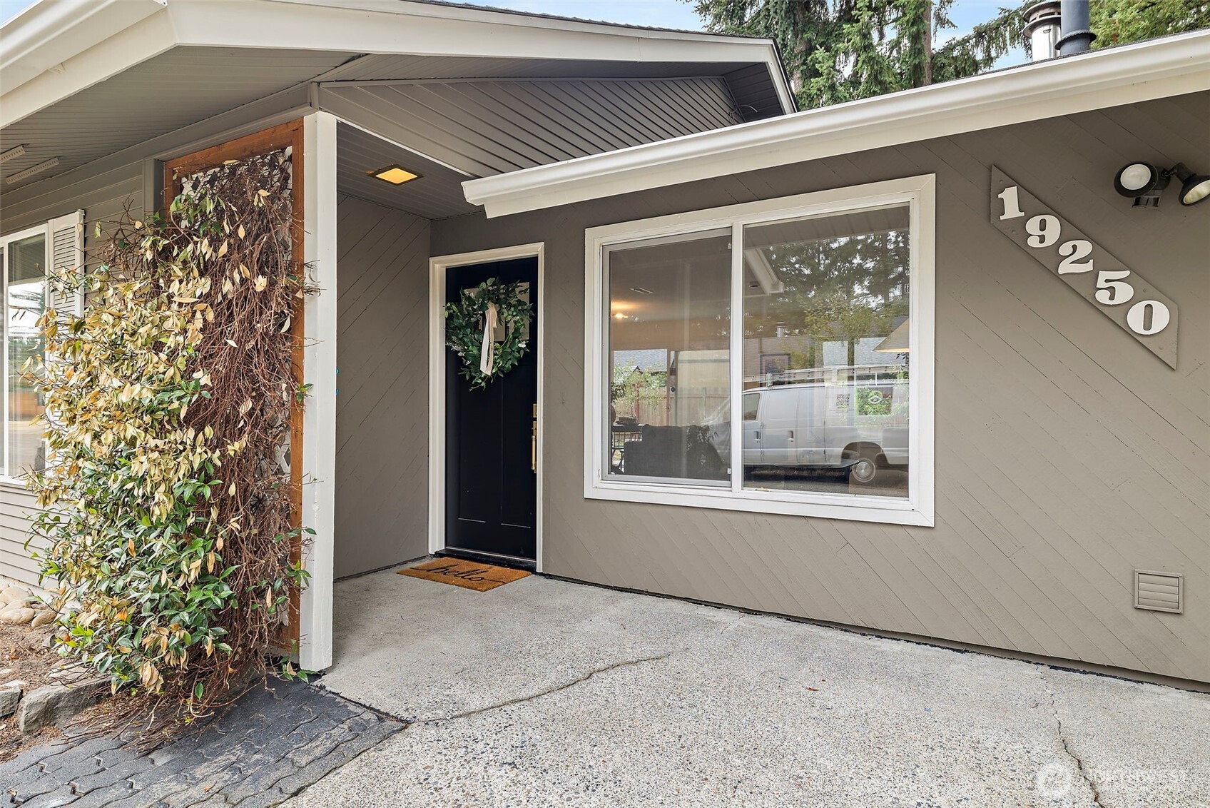 19250 Southeast 268th Street Covington, WA 98042 - Photo 2 of 37