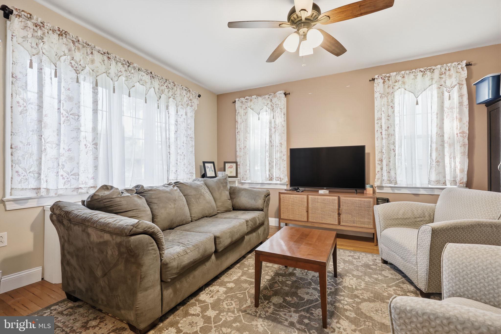 755 Byberry Road Philadelphia, PA 19116 - Photo 8 of 32