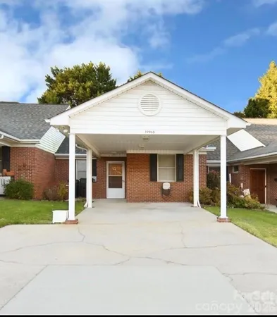 $295,000 | 19968 Oak Leaf Circle, Cornelius, NC 28031
