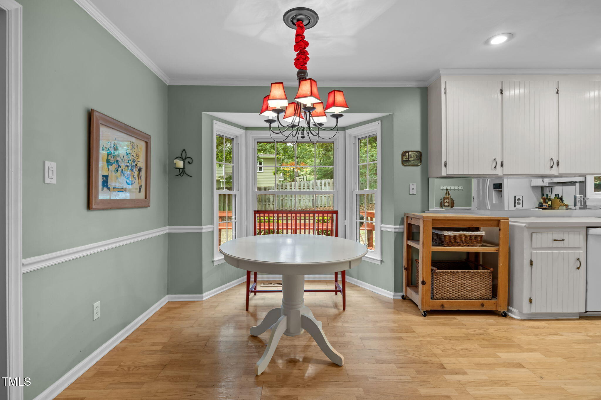 8009 Running Cedar Trail Raleigh, NC 27615 - Photo 16 of 42 Eat-in Kitchen