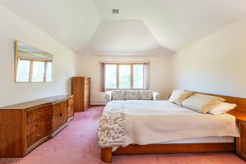 34 Silver Spring Court East Hanover, NJ 07936 - Photo 18 of 40