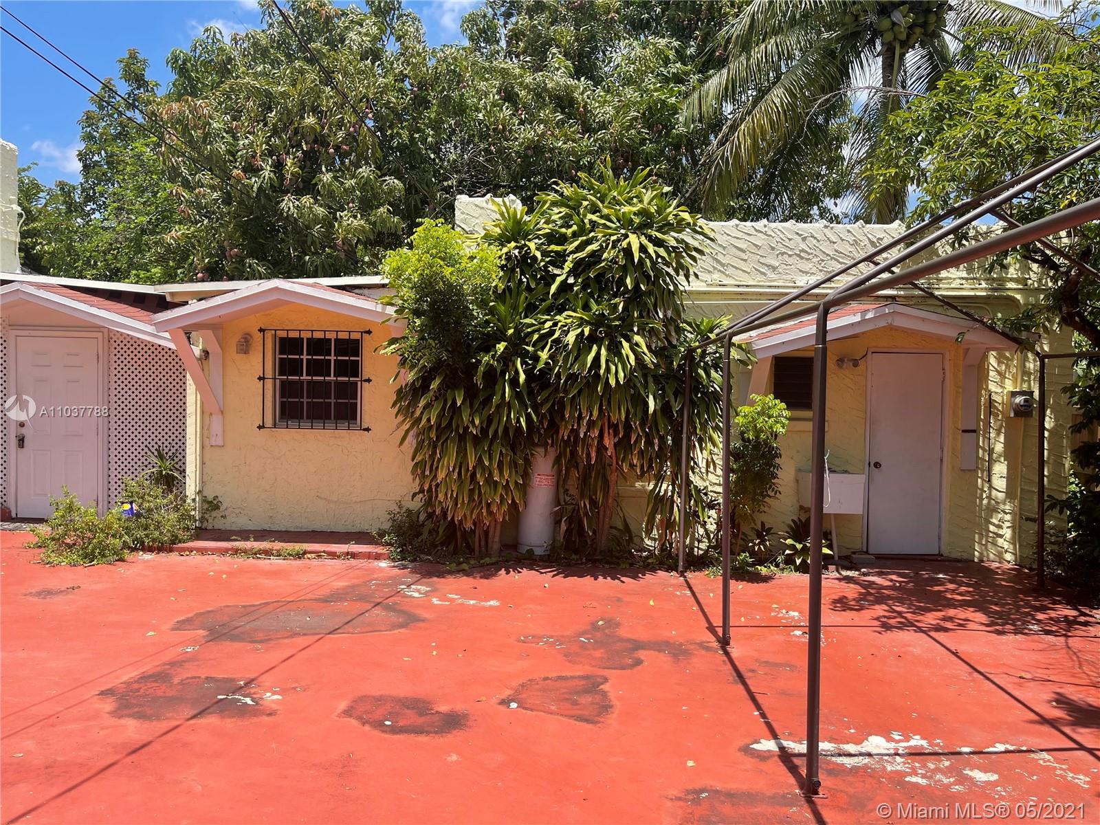 253 Southwest 19th Road Miami, FL 33129 - Photo 11 of 19