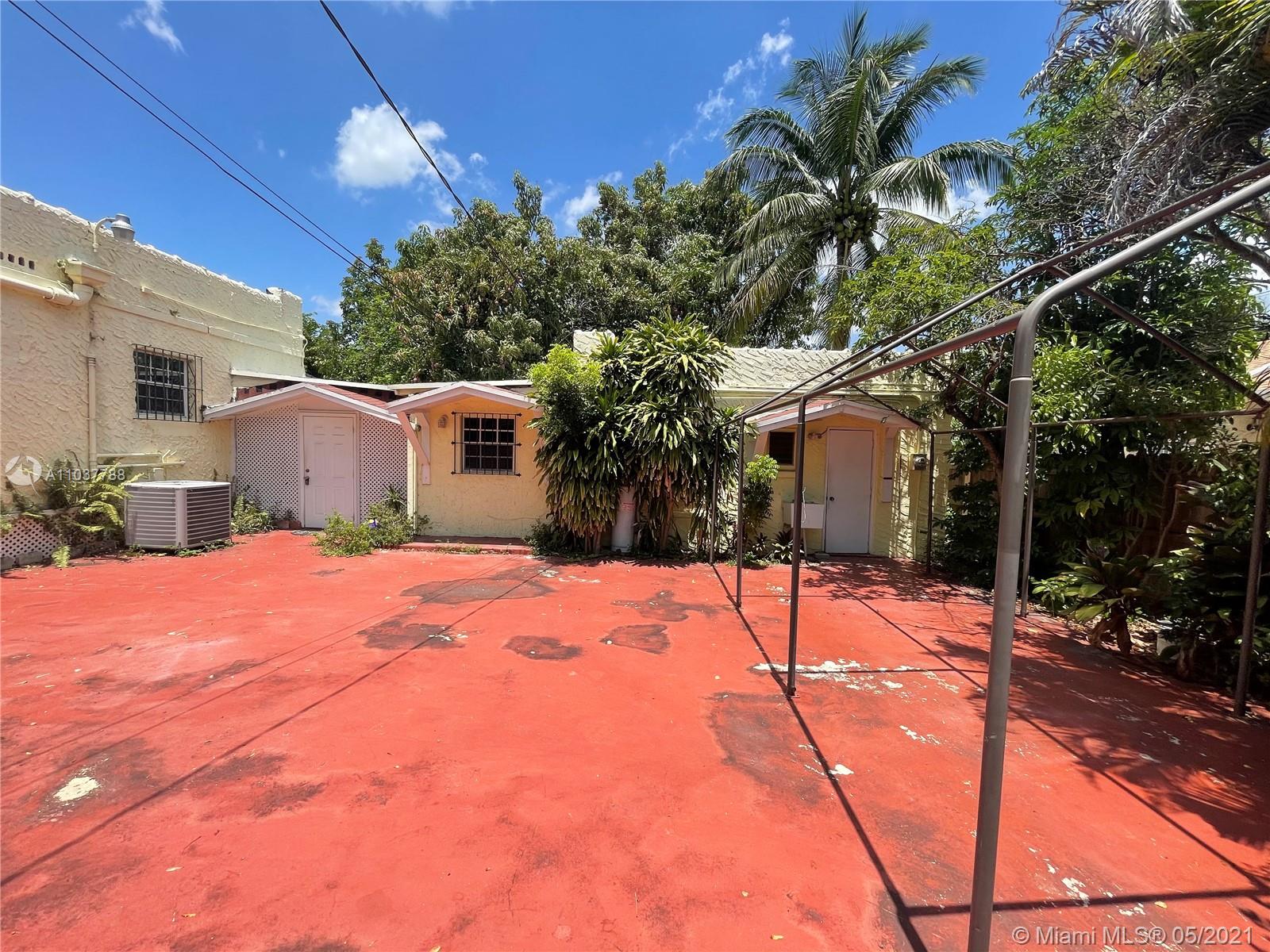 253 Southwest 19th Road Miami, FL 33129 - Photo 12 of 19