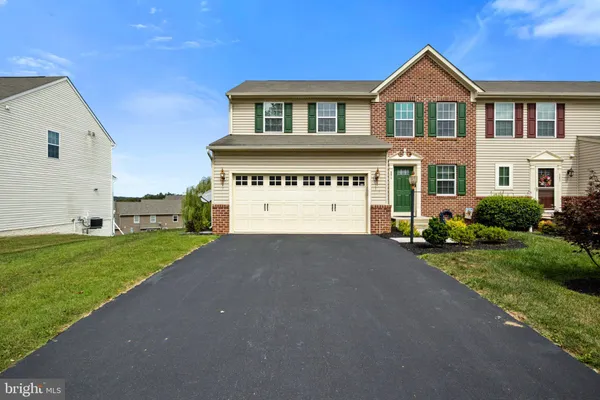 $339,900 | 856 Countryside Road, Seven Valleys, PA 17360