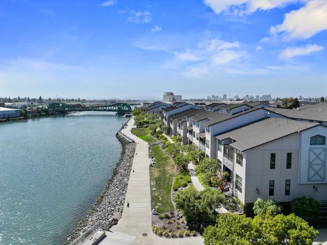 $820,000 | 2853 Regatta Drive, Oakland, CA 94601