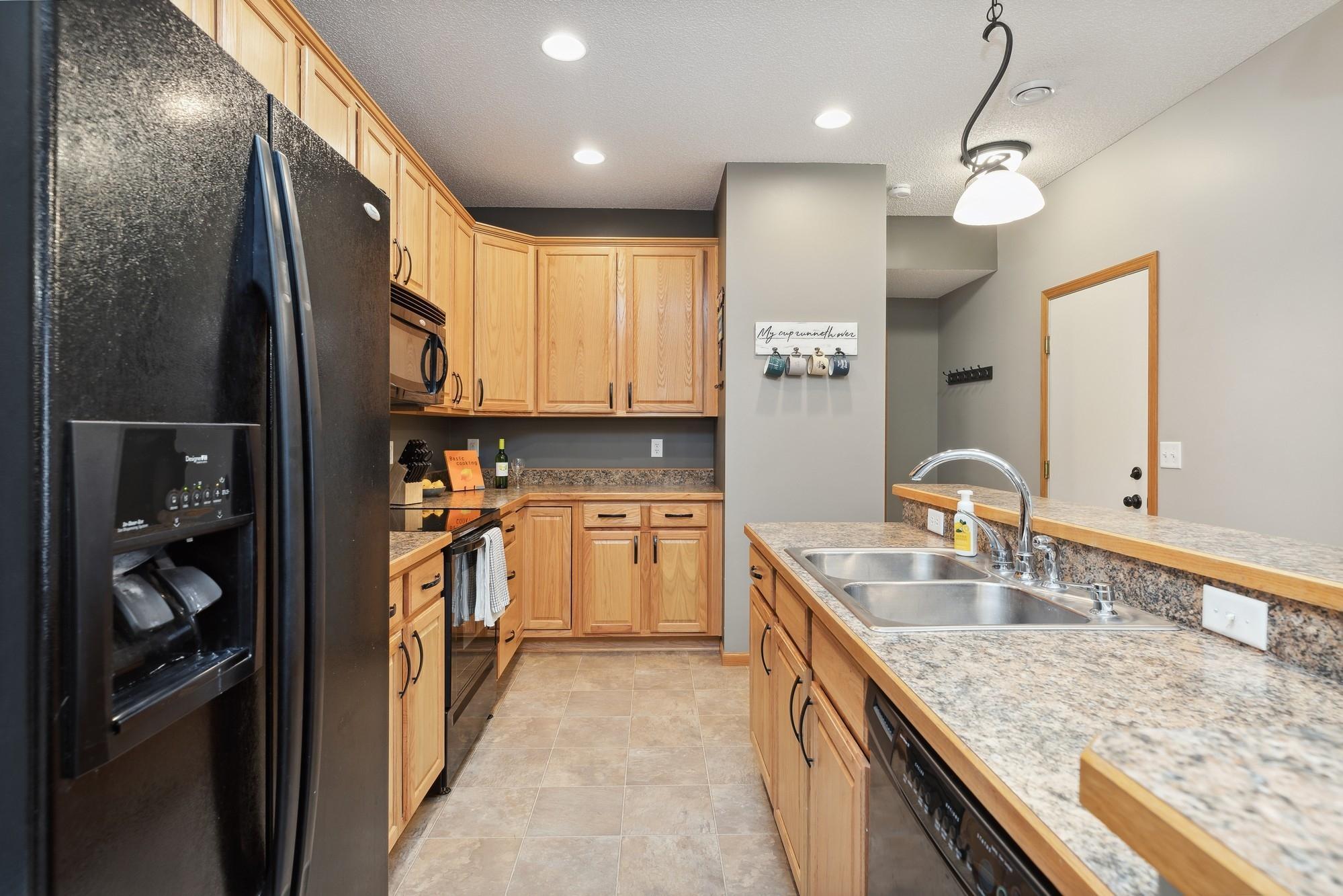 281 Emory Lane Southeast Rochester, MN 55904 - Photo 8 of 20