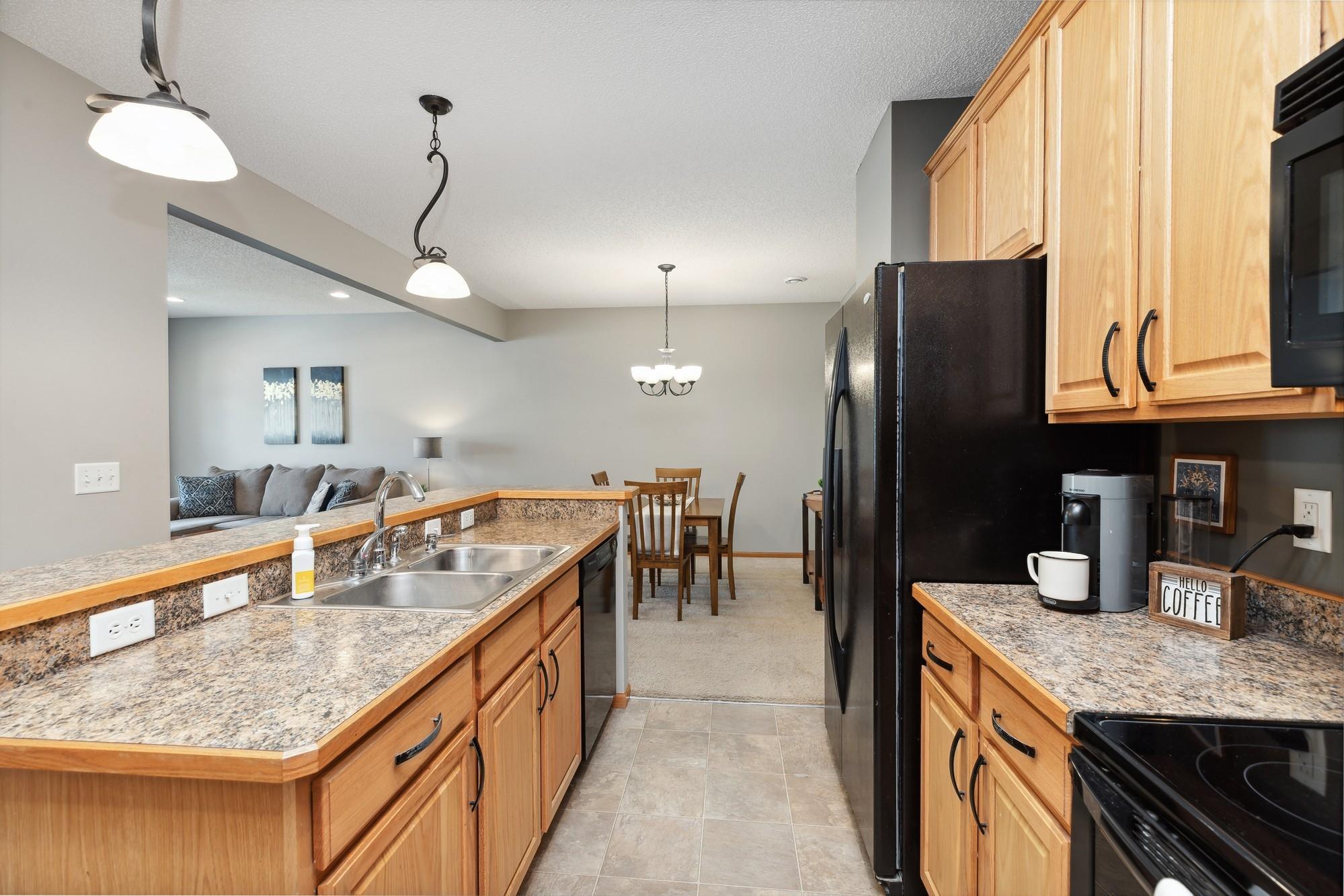 281 Emory Lane Southeast Rochester, MN 55904 - Photo 10 of 20