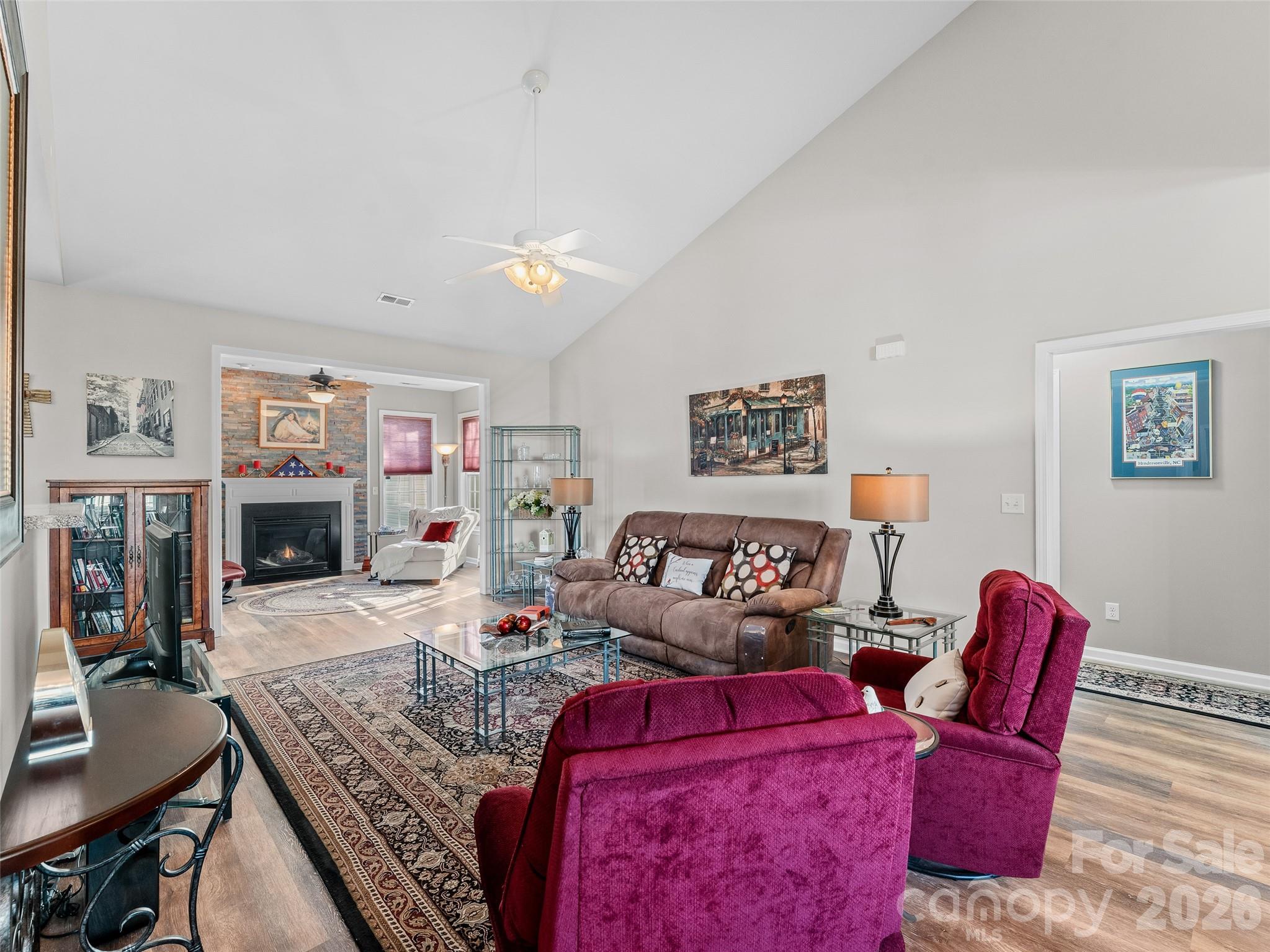 143 Haw River Road Fletcher, NC 28732 - Photo 4 of 35