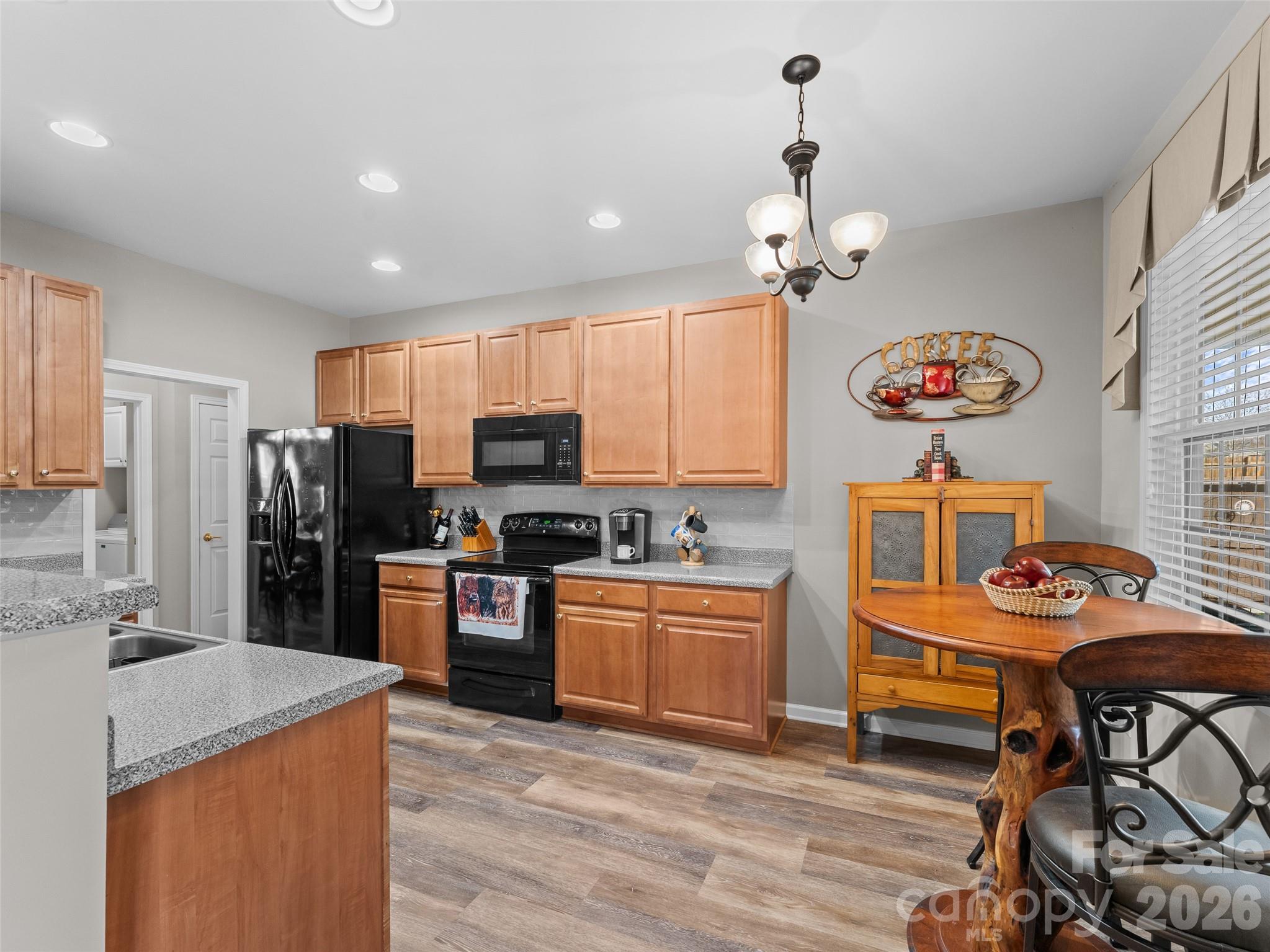 143 Haw River Road Fletcher, NC 28732 - Photo 9 of 35