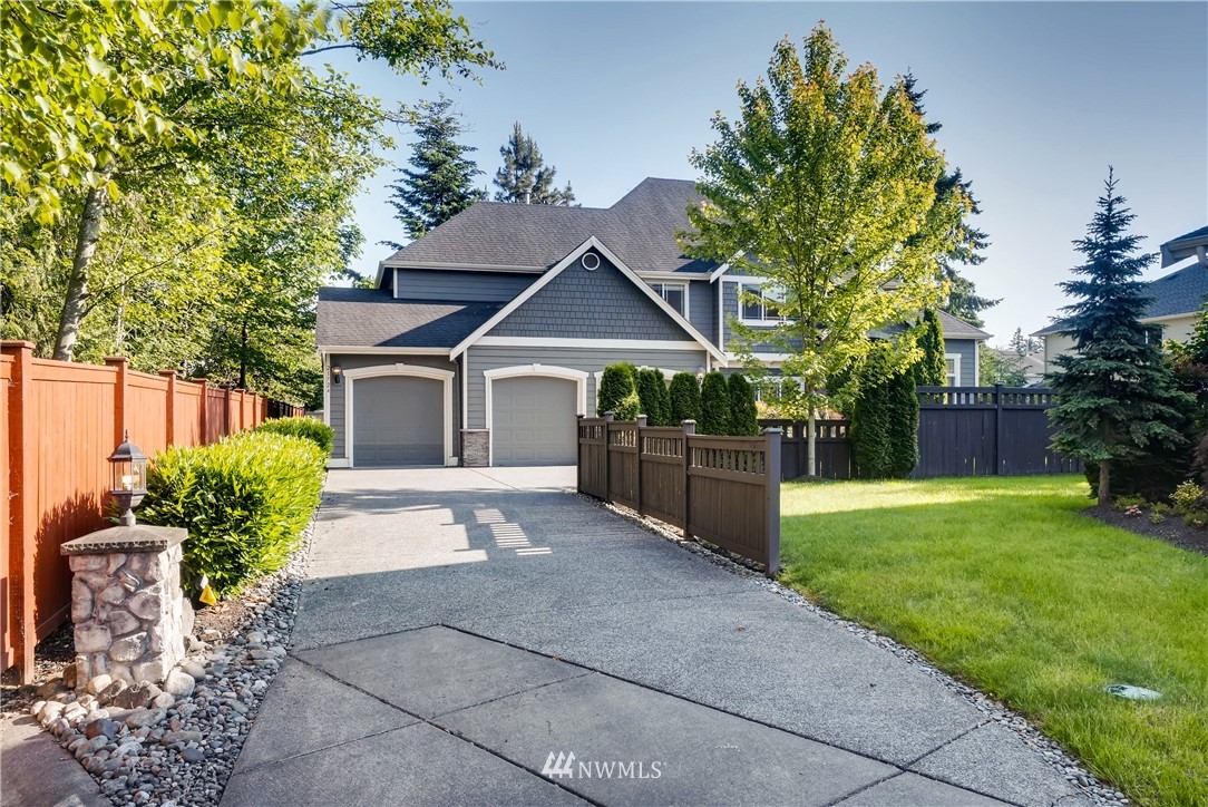 21724 40th Avenue Southeast Bothell, WA 98021 - Photo 3 of 25