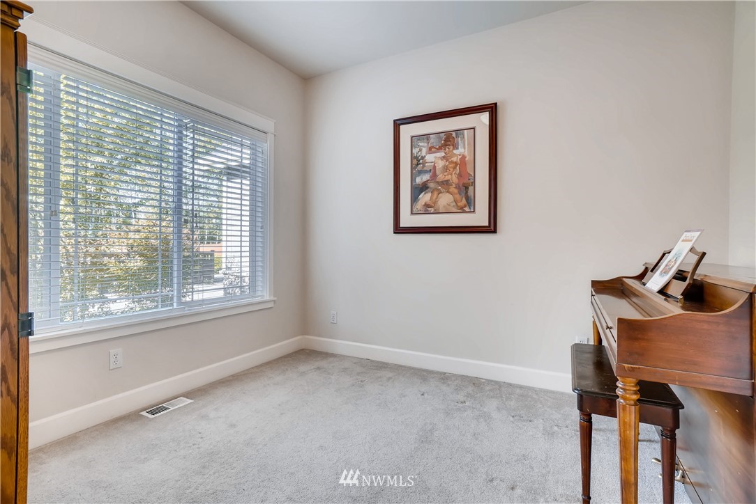 21724 40th Avenue Southeast Bothell, WA 98021 - Photo 22 of 25