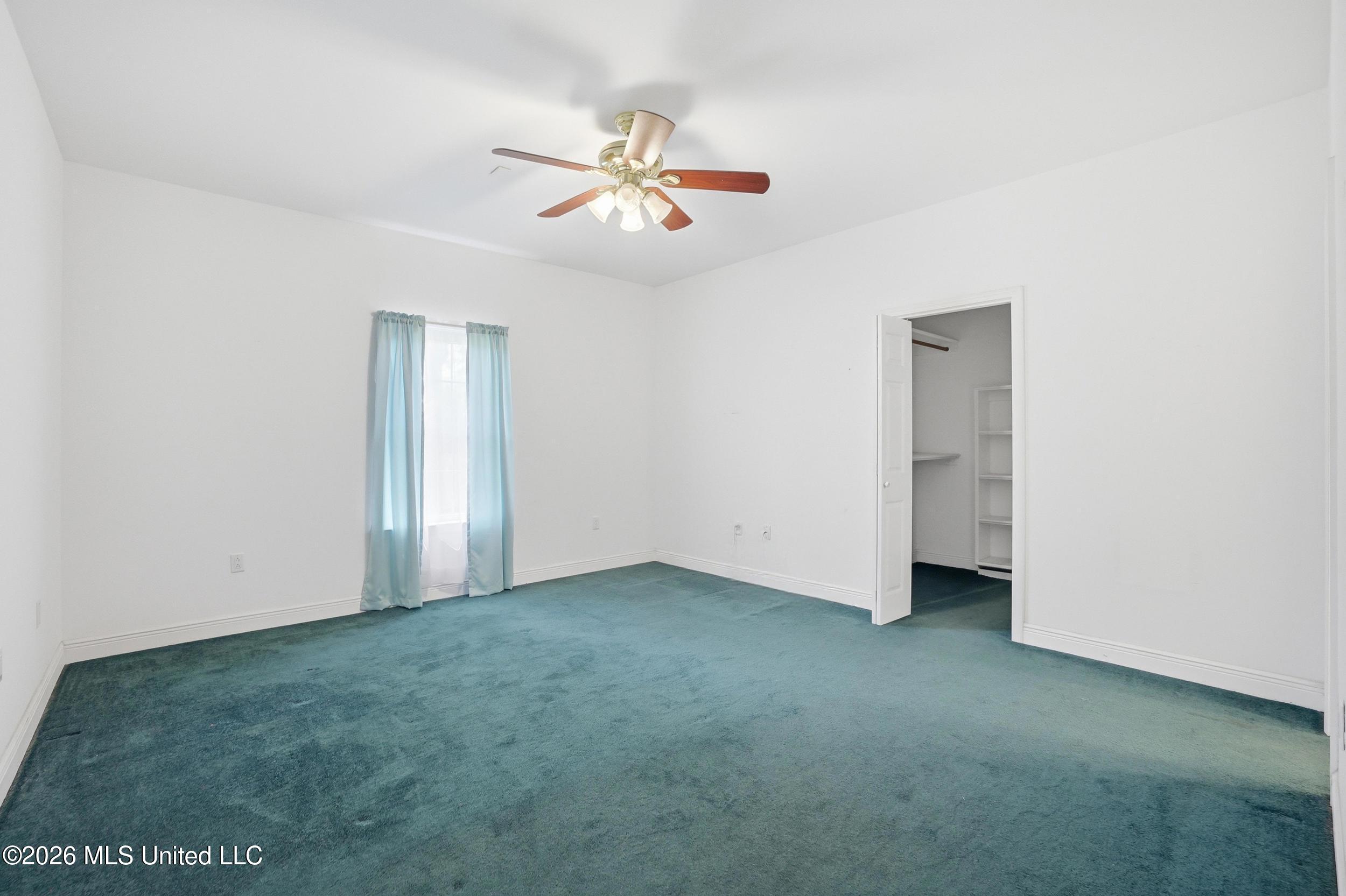 5499 Whetstone Road D'Iberville, MS 39540 - Photo 34 of 81 34_r6__9484_autoremove_27370641