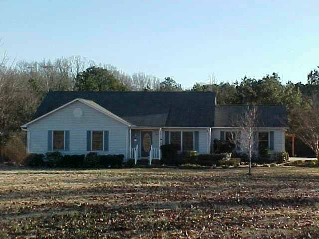 151 Dean Road Westminster, SC 29693 - Photo 1 of 9 Gallery Image 1