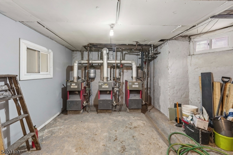 1124 Hampton Place Elizabeth, NJ 07201 - Photo 16 of 22