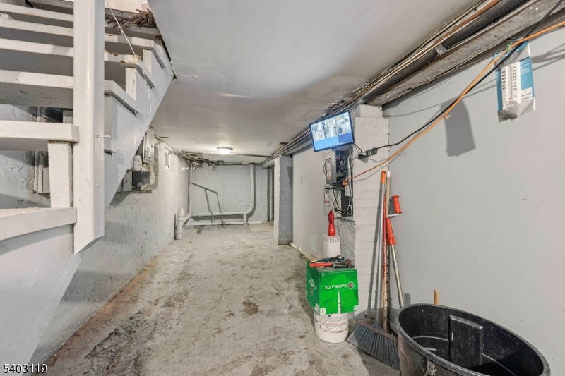 1124 Hampton Place Elizabeth, NJ 07201 - Photo 18 of 22