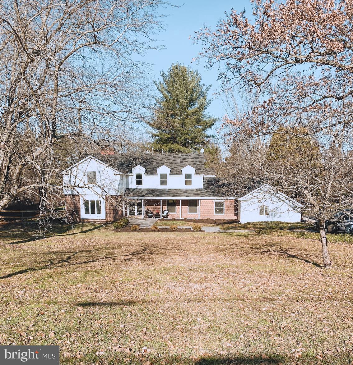 827 Burrows Run Road Chadds Ford, PA 19317 - Photo 2 of 57