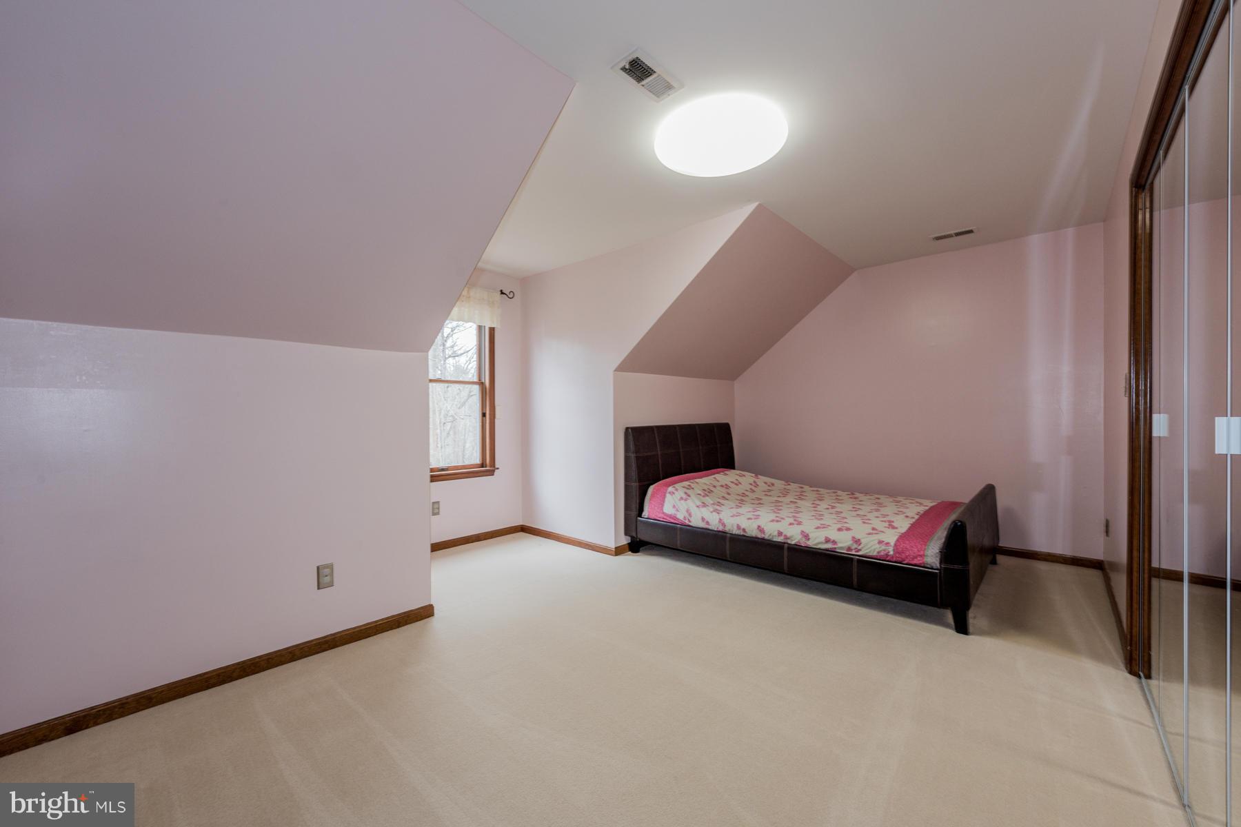 4139 Holbrook Road Randallstown, MD 21133 - Photo 19 of 28 Bedroom