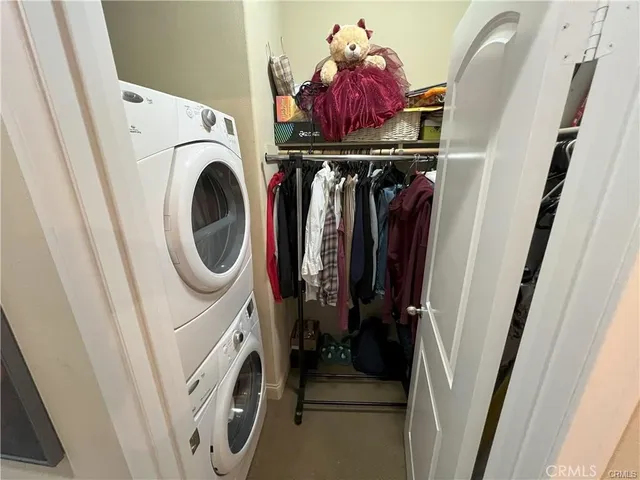 $1,100,000 | 4866 Stoneglen Avenue, Fontana, CA 92336