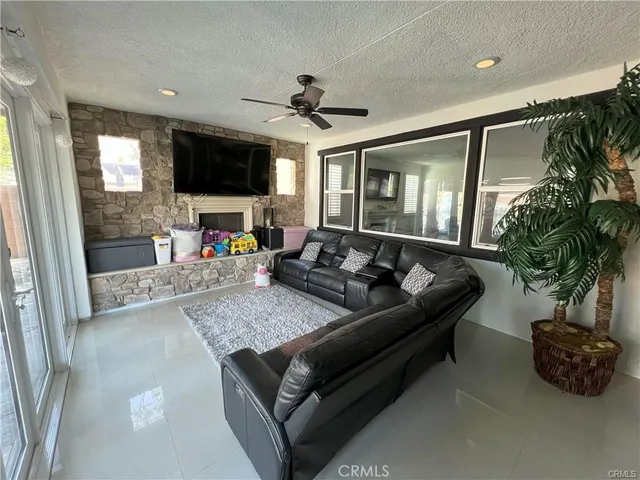 $1,100,000 | 4866 Stoneglen Avenue, Fontana, CA 92336