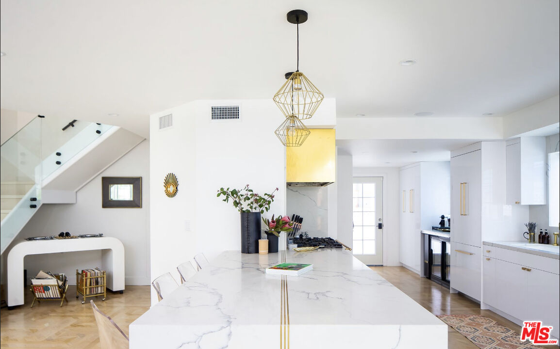 138 Roma Court Marina del Rey, CA 90292 - Photo 13 of 38