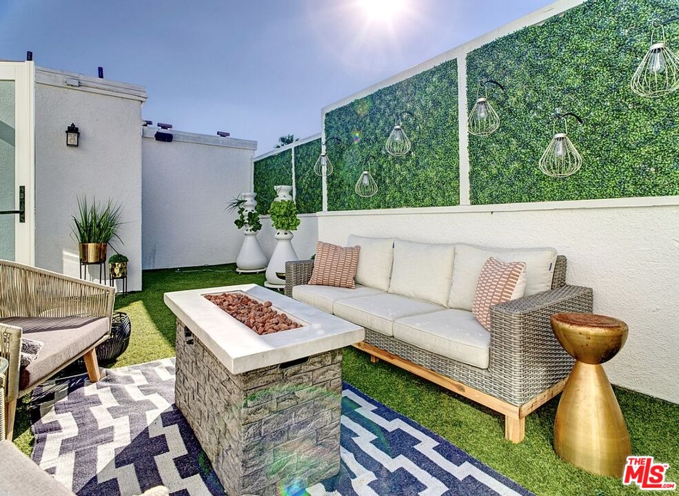 138 Roma Court Marina del Rey, CA 90292 - Photo 36 of 38