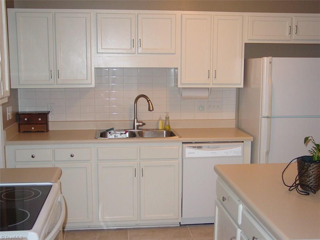 2035 WaterStone Loop High Point, NC 27265 - Photo 7 of 21