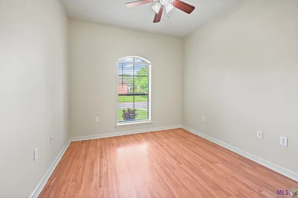 $257,900 | 40403 Cross Creek Avenue, Gonzales, LA 70737