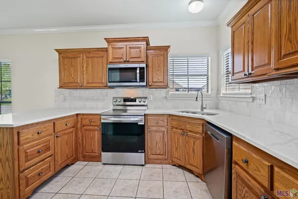 $257,900 | 40403 Cross Creek Avenue, Gonzales, LA 70737