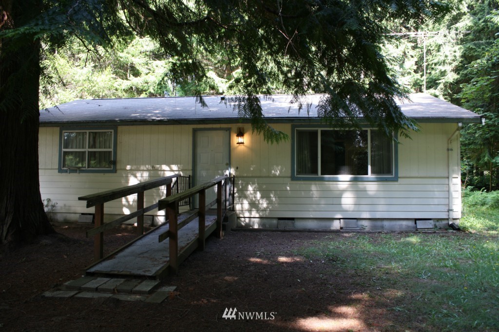 899 Southeast Deep Lake Road Port Orchard, WA 98367 - Photo 1 of 13 Gallery Image 1