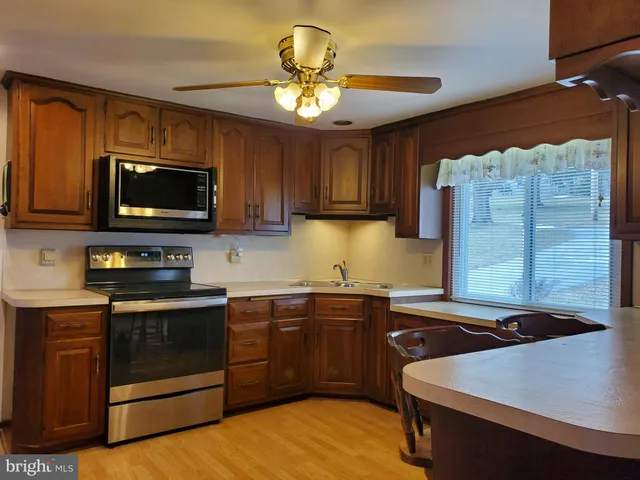 $2,200 | 119 Mt Airy Road, Coatesville, PA 19320