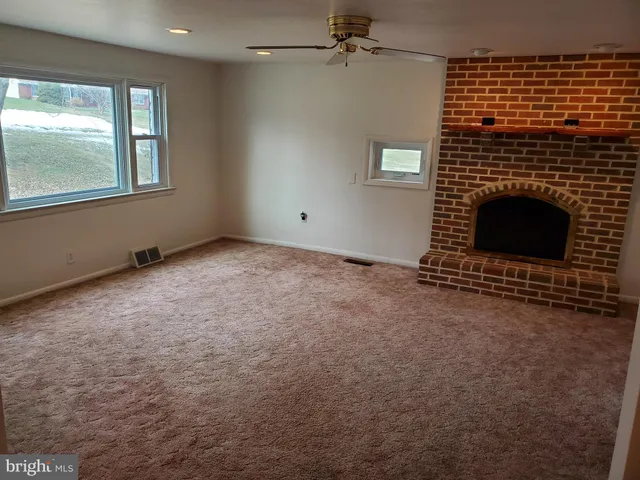 $2,200 | 119 Mt Airy Road, Coatesville, PA 19320