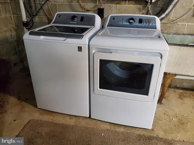 $2,200 | 119 Mt Airy Road, Coatesville, PA 19320