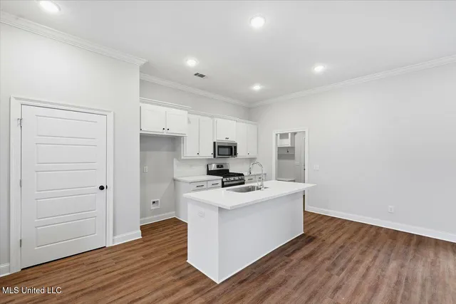 $324,999 | 442 Baleigh Way, Canton, MS 39046