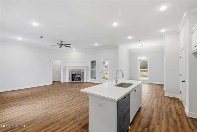 $324,999 | 442 Baleigh Way, Canton, MS 39046