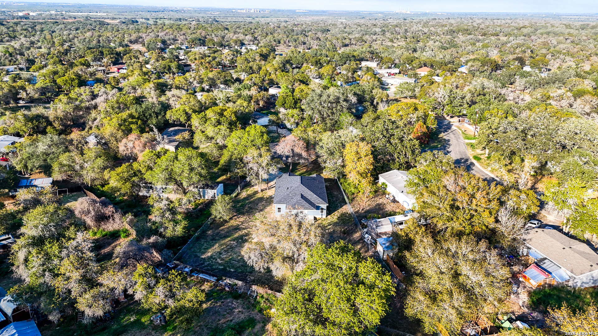 4606 Lee Way Elmendorf, TX 78112 - Photo 9 of 51