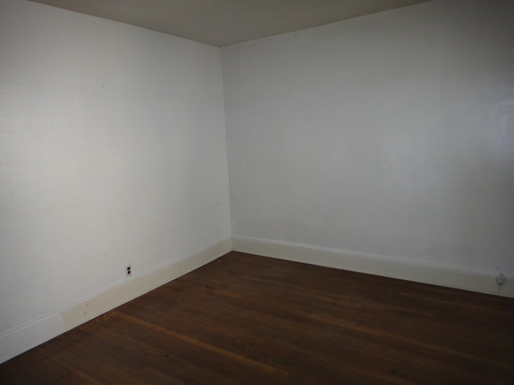 201 Marsden Street Springfield, MA 01109 - Photo 11 of 24 a view of a room
