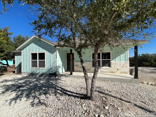 $1,800 | 2708 Golf Drive, Spring Branch, TX 78070