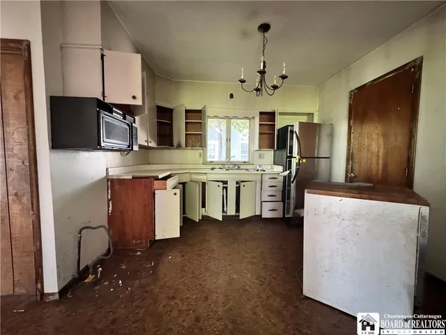 $62,900 | 33 Ross Street, Ripley, NY 14775