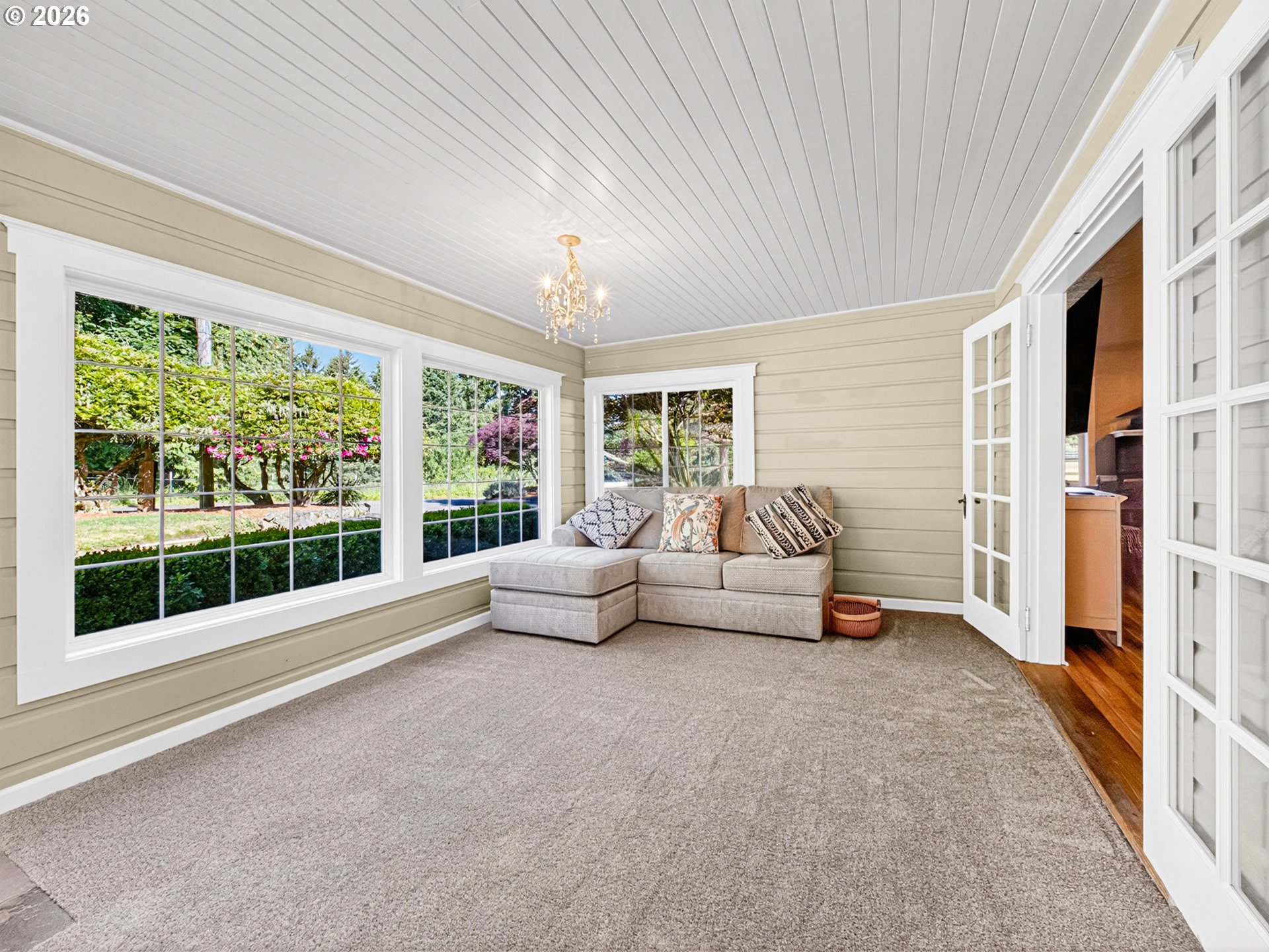 20556 South May Road Oregon City, OR 97045 - Photo 4 of 48 Sun Room