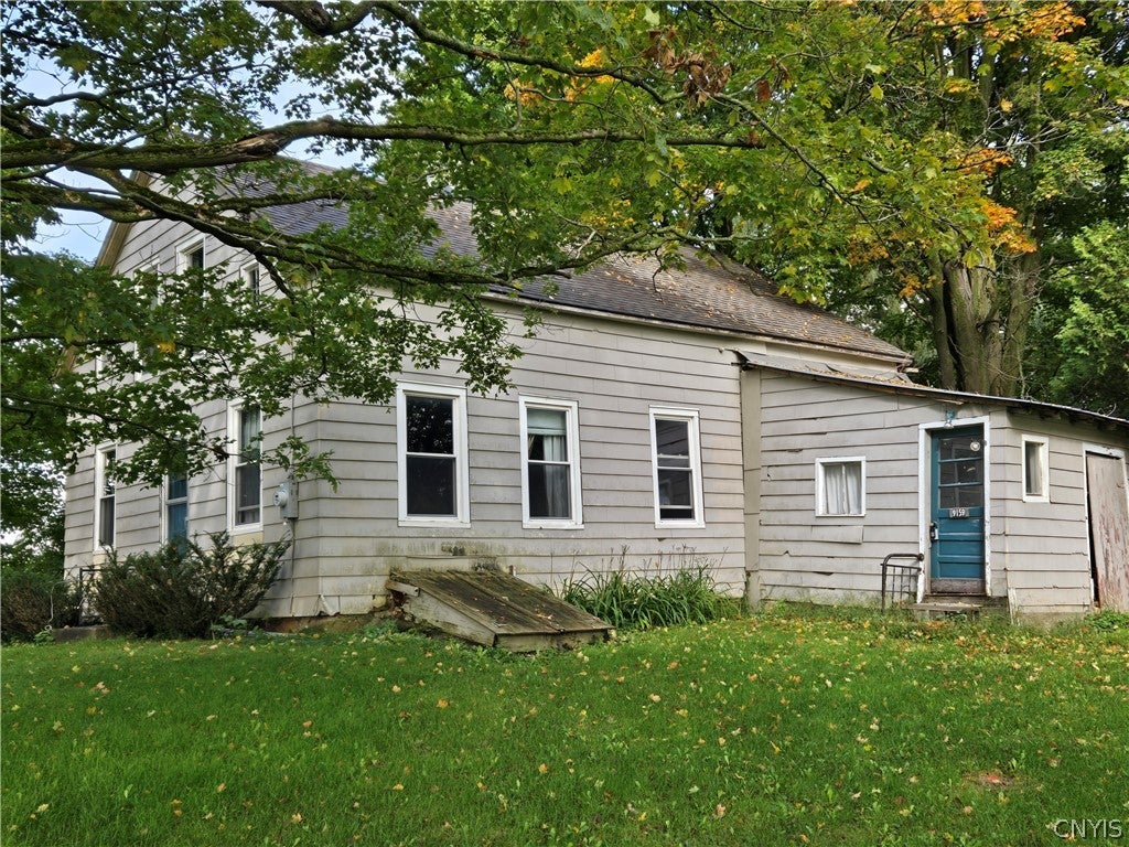 9159 Sulphur Spring Road Sauquoit, NY 13456 - Photo 3 of 23 Gallery Image 3