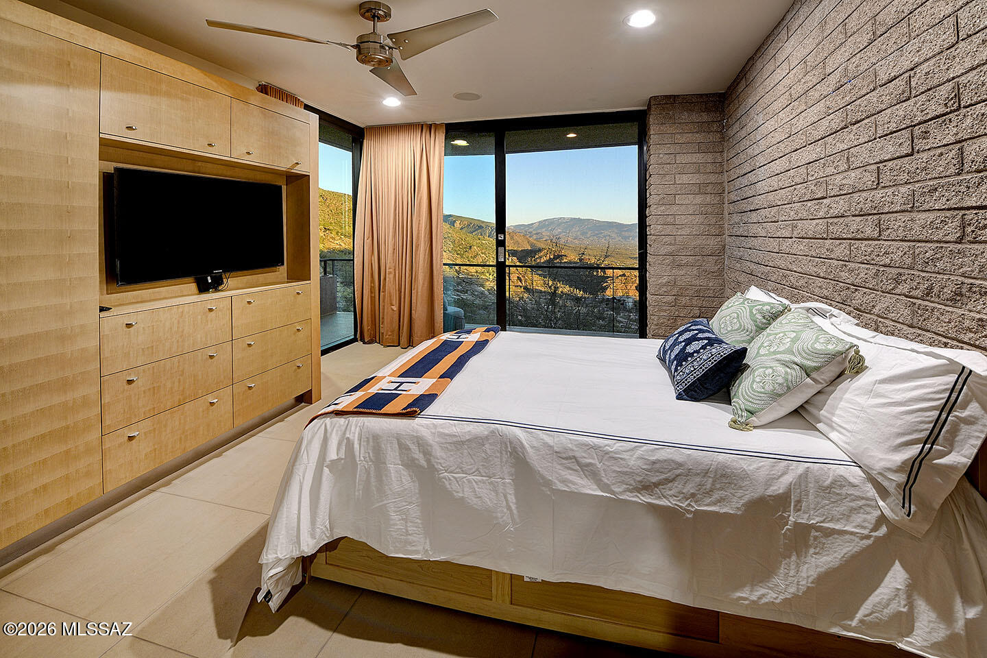 6830 North Hole-In-The-Wall Way Tucson, AZ 85750 - Photo 20 of 50
