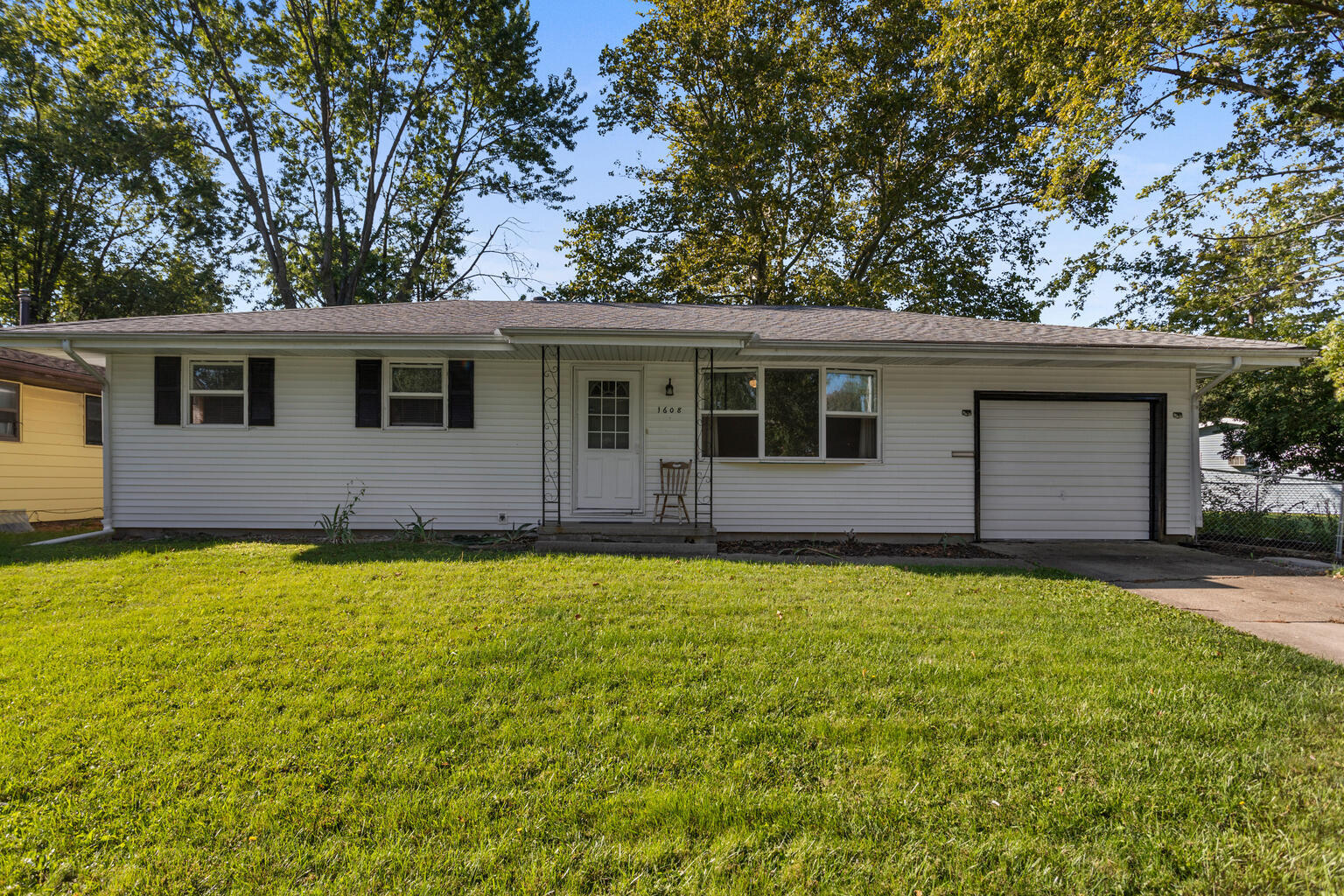 1608 Gates Drive Rantoul, IL 61866 - Photo 1 of 30 Gallery Image 1